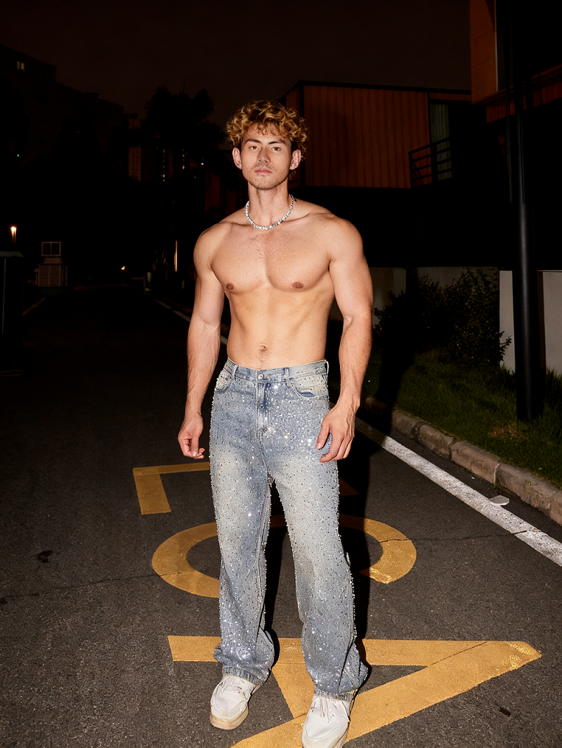 2026 Trendy Gradient Wide Leg Pants with Rhinestones | Slimming & Head-Turning Sparkly Ombre Wide Leg Pants | Rhinestone Details for a Bold, Head-Turning Look Retro Ombre Wide Leg Pants with Rhinestones | Trendy Unisex Fashion for 2026